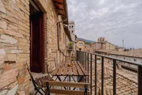 Casa Jasmine con Balcone panoramico e super centrale Assisi